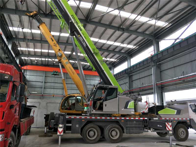 海淀区高空车出租需要注意哪些安全事项？